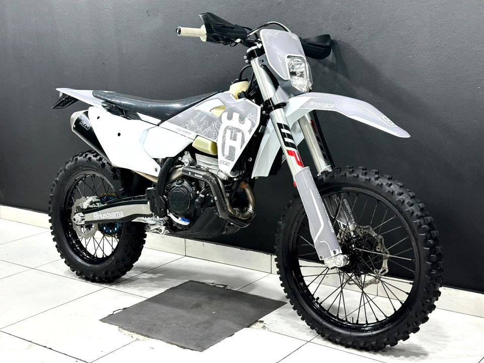 HUSQVARNA ENDURO, image 1
