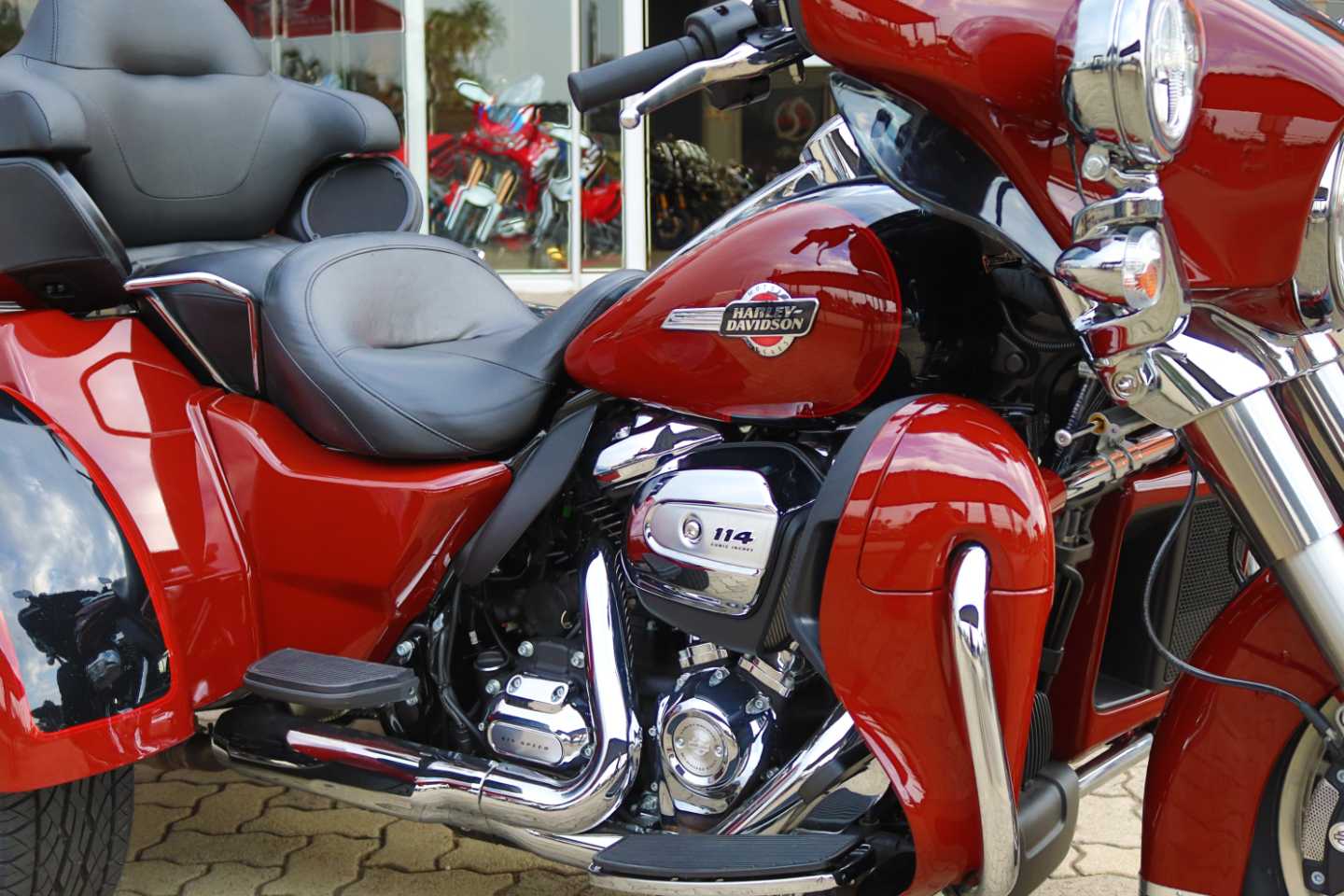 HARLEY DAVIDSON TRI GLIDE ULTRA 114, image 2