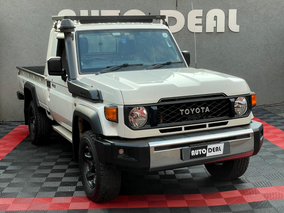 TOYOTA LAND CRUISER 79 4.5D P/U S/C, image 1
