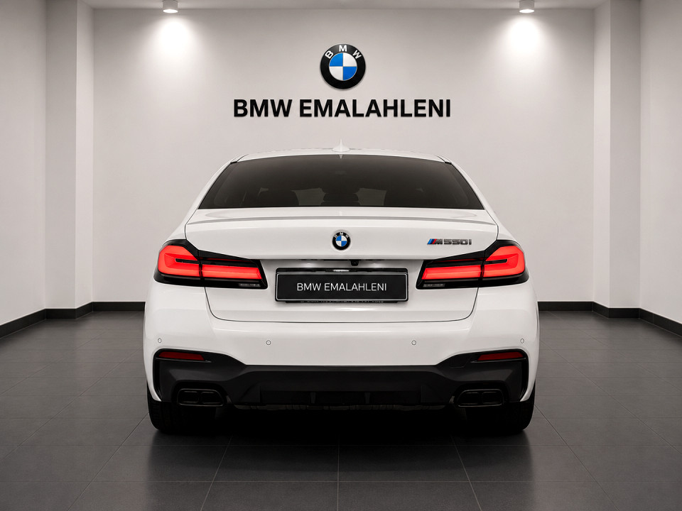 BMW M550i xDRIVE A/T (G30), image 2