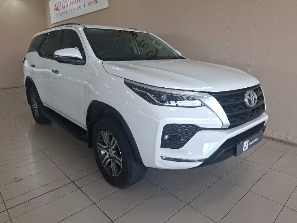 Toyota Fortuner 2.4GD-6 R/B A/T, image 1