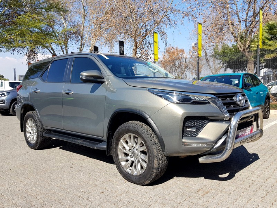 TOYOTA FORTUNER 2.8GD-6 4X4 A/T, image 1
