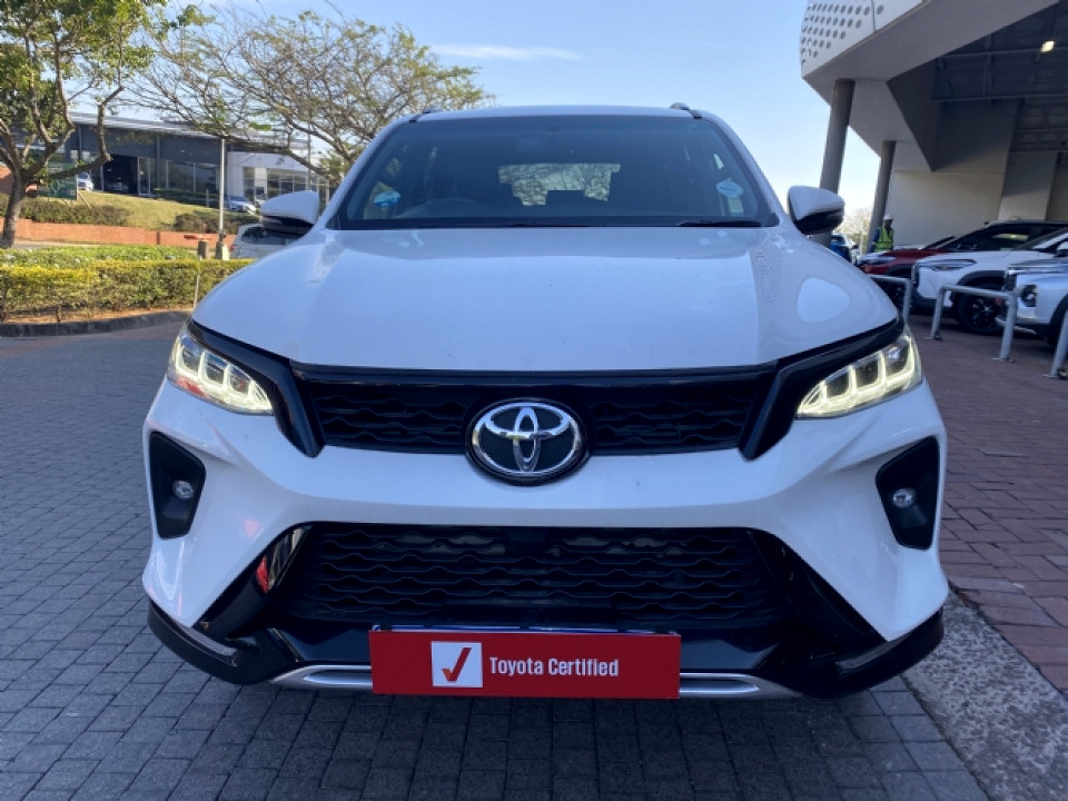 TOYOTA  FORTUNER 2.8GD-6 R/B A/T, image 2
