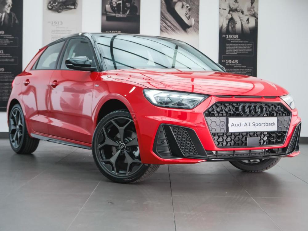 AUDI A1 SPORTBACK 30 TFSI BLACK EDITION S-TRONIC, image 1