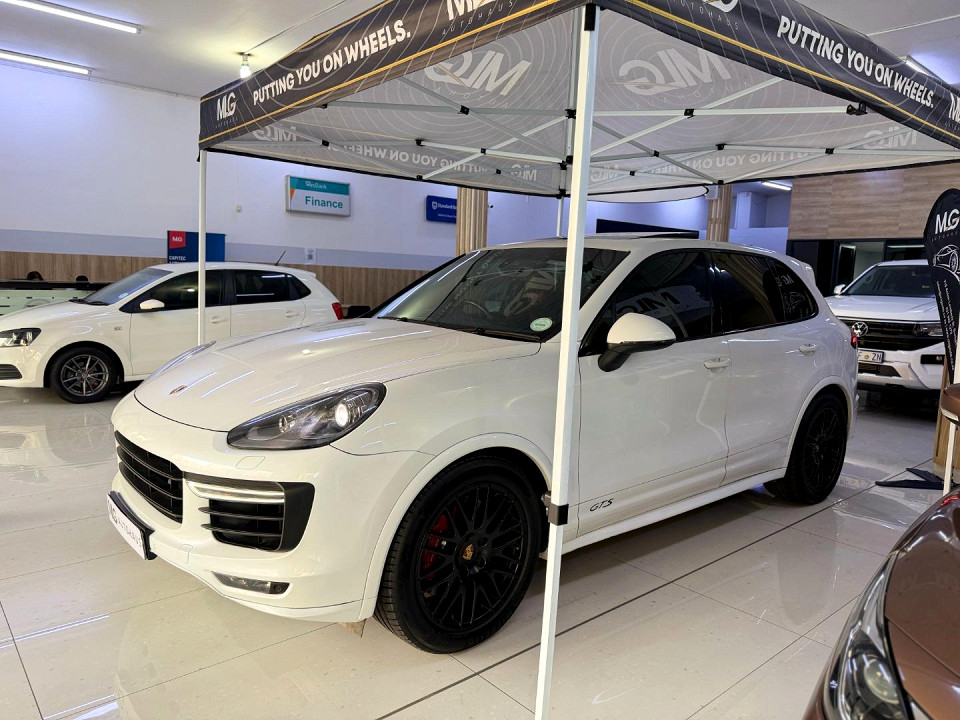 PORSCHE CAYENNE GTS TIP (E2 GEN II)