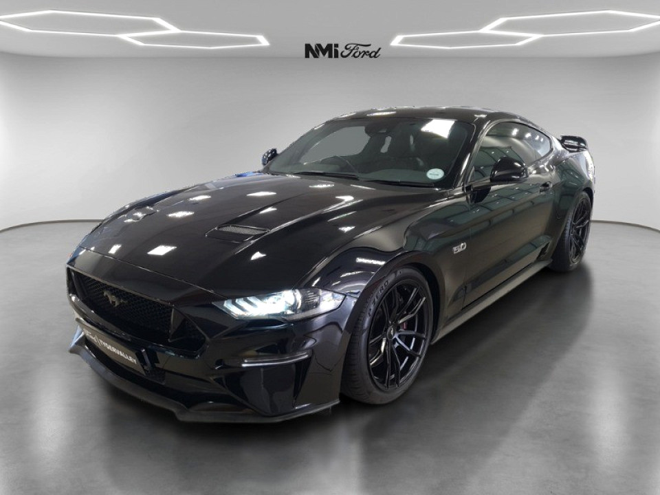Ford Mustang 5.0 GT fastback, image 2