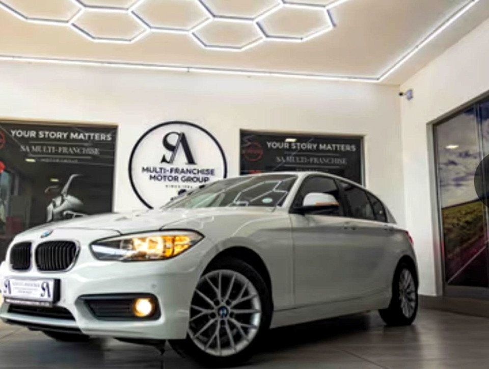 BMW 118i 5DR A/T (F20), image 1