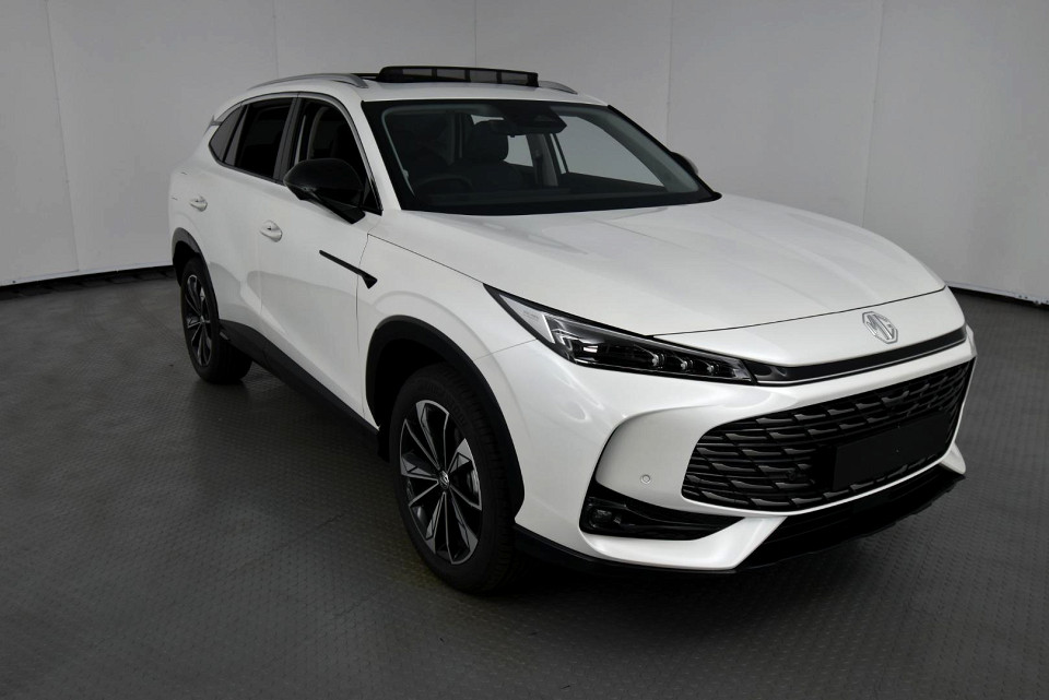 MG HS 2.0T LUXURY A/T, image 1