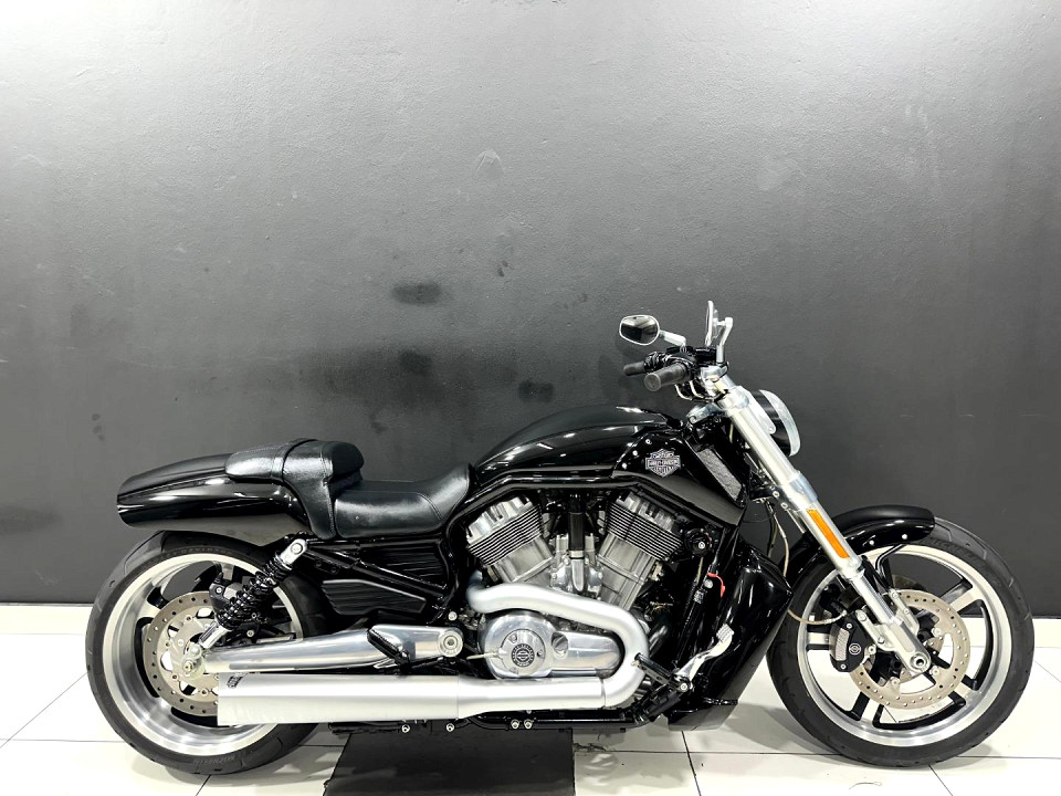 HARLEY-DAVIDSON V-Rod Muscle, image 2