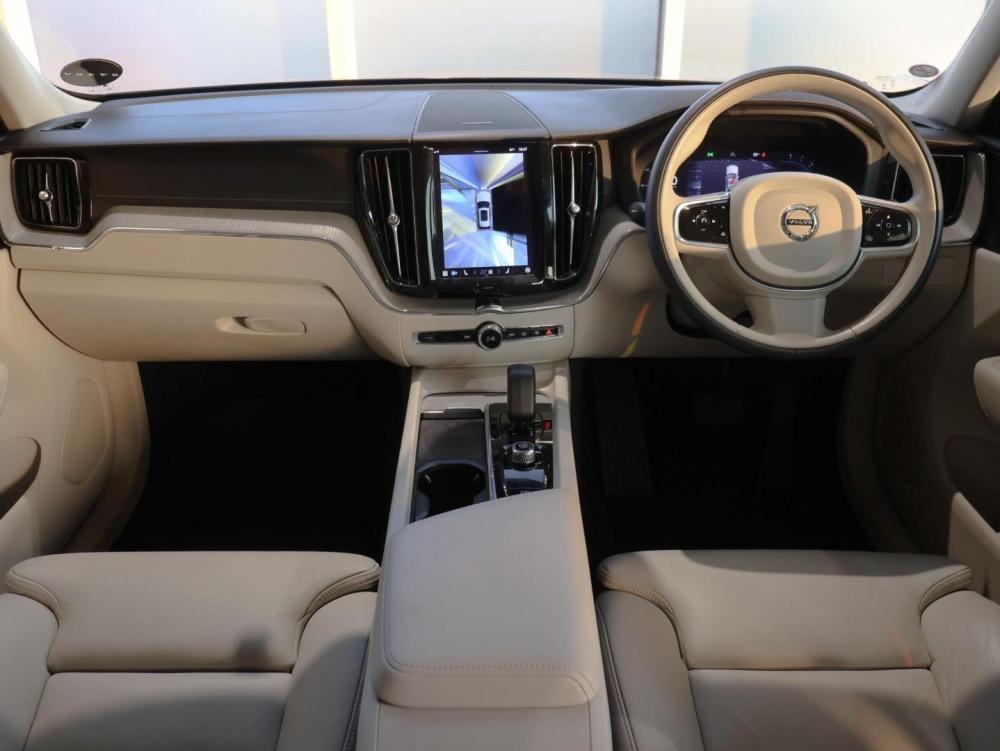 Volvo XC60 B5 Plus Dark Geartronic AWD, image 2