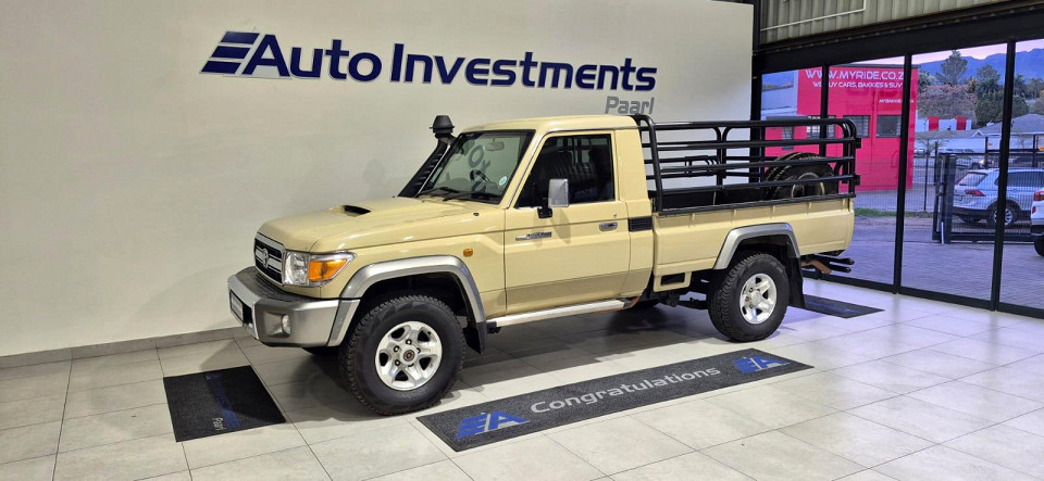 TOYOTA LAND CRUISER 79 4.5D P/U S/C, image 1