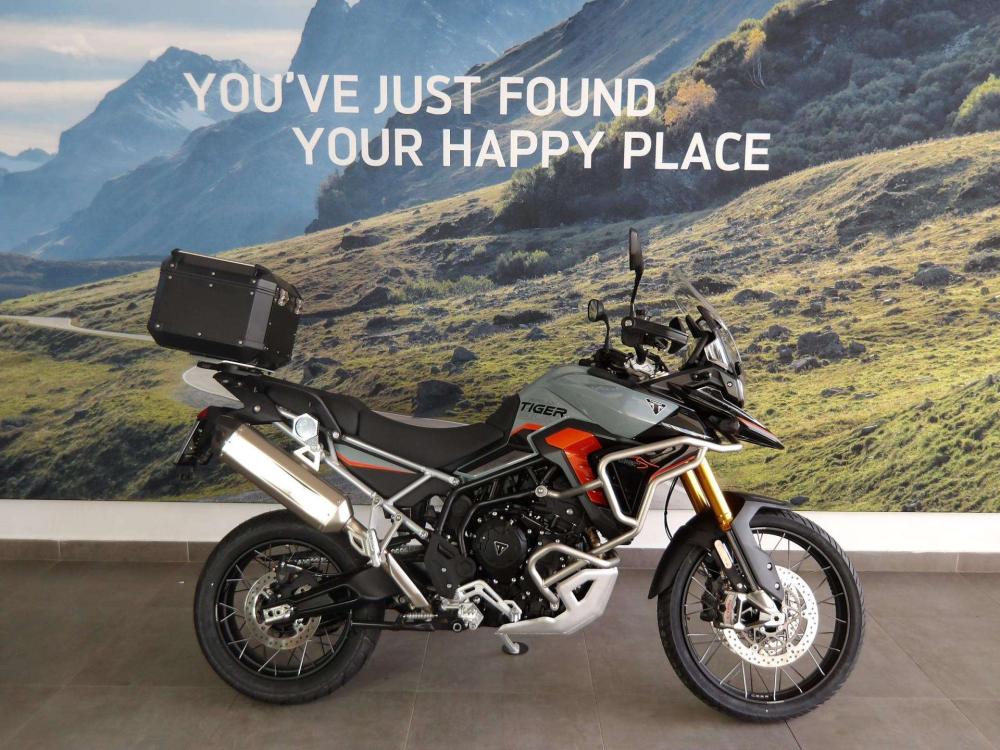 Triumph Tiger 900 Desert Edition, image 1