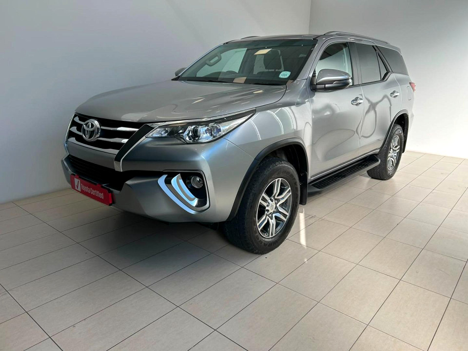 TOYOTA FORTUNER 2.4GD-6 R/B A/T, image 1