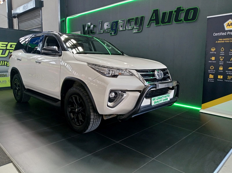 TOYOTA FORTUNER 2.8GD-6 4X4 EPIC BLACK A/T, image 1