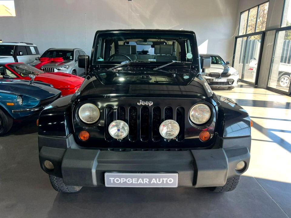 Jeep Wrangler 3.8L Sahara, image 2
