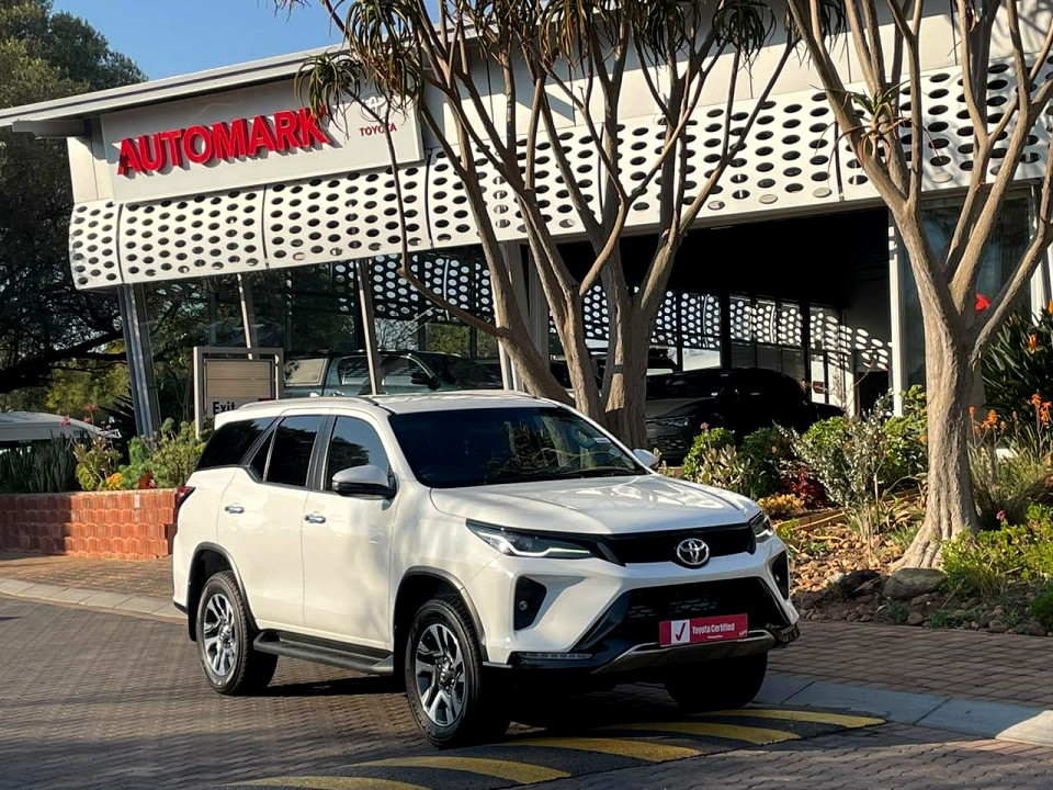 TOYOTA FORTUNER 2.4GD-6 4X4 A/T, image 1