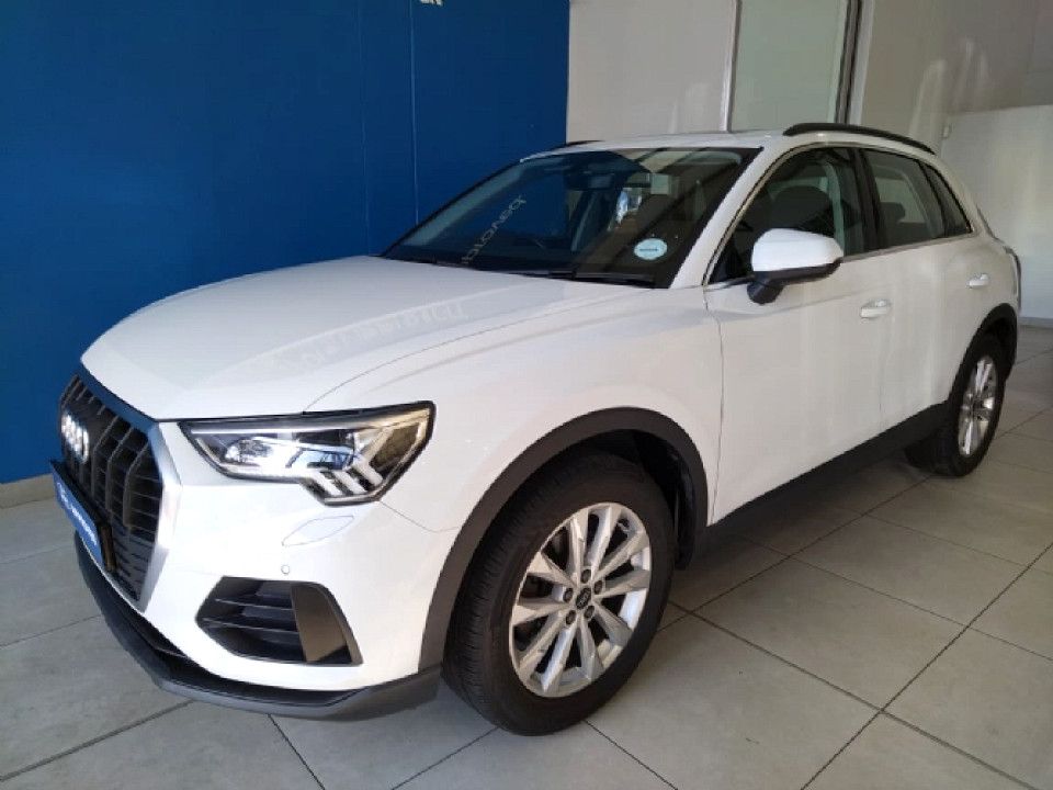 AUDI Q3 1.4T S TRONIC URBAN EDITION, image 2