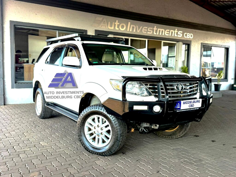 Toyota Fortuner 3.0D-4D 4x4 auto, image 1