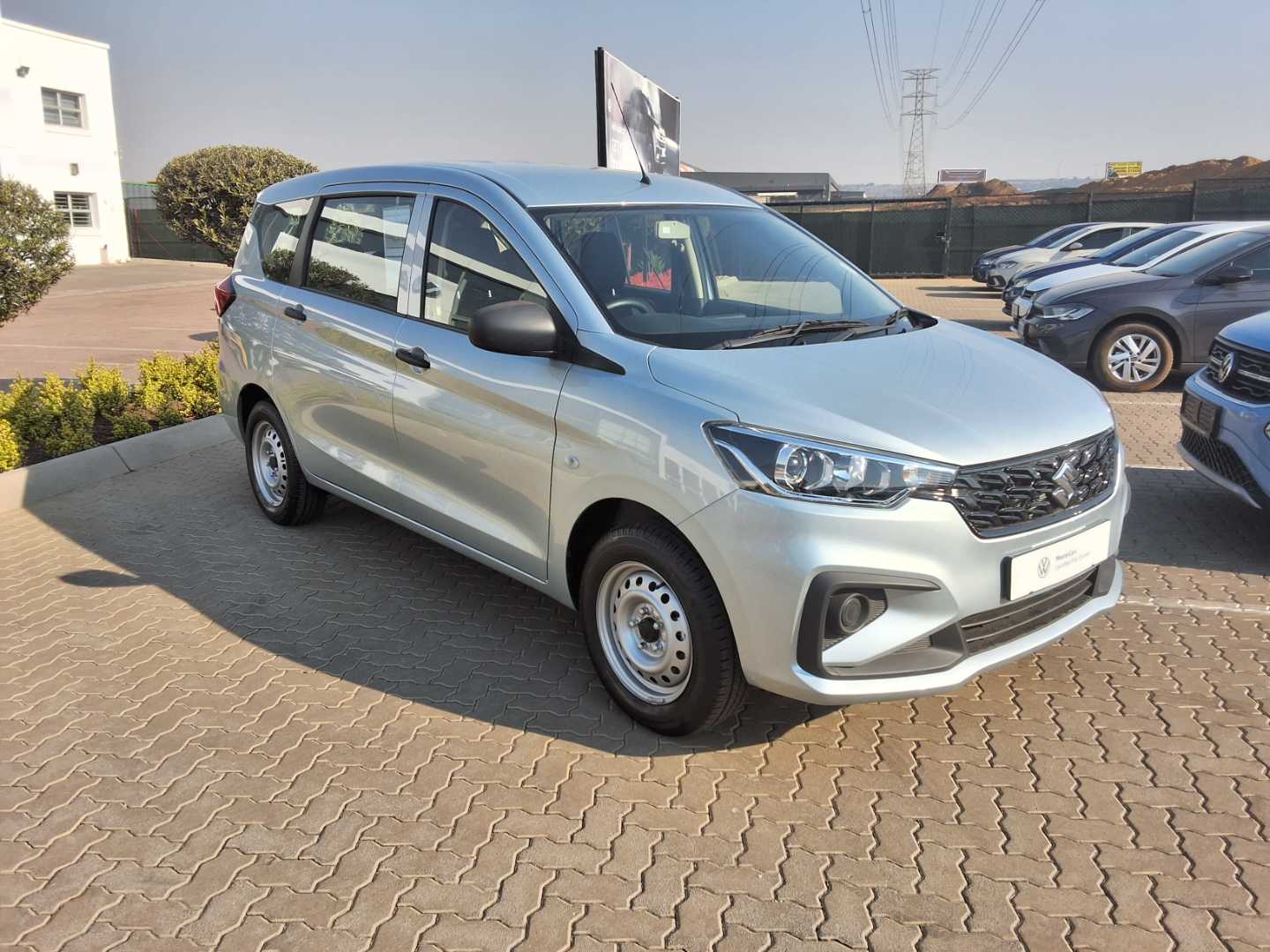 SUZUKI ERTIGA 1.5 GA, image 2