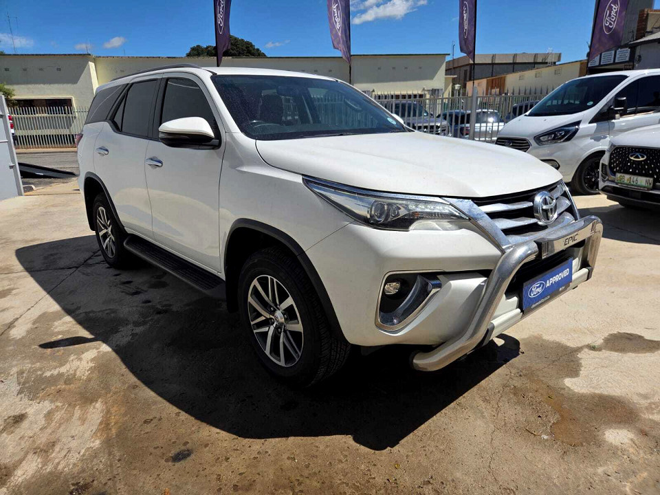 TOYOTA FORTUNER 2.4GD-6 R/B A/T, image 1