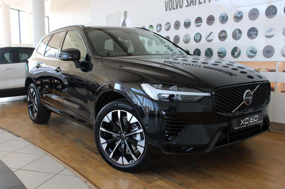 Volvo XC60 T8 PHEV Ultra Dark AWD, image 1