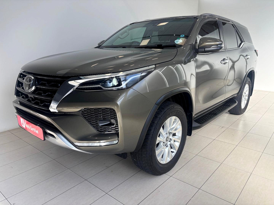 Toyota Fortuner 2.8GD-6 VX A/T, image 1