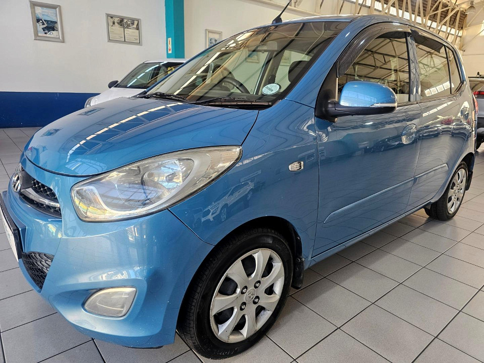 HYUNDAI i10 1.1 GLS/MOTION, image 1