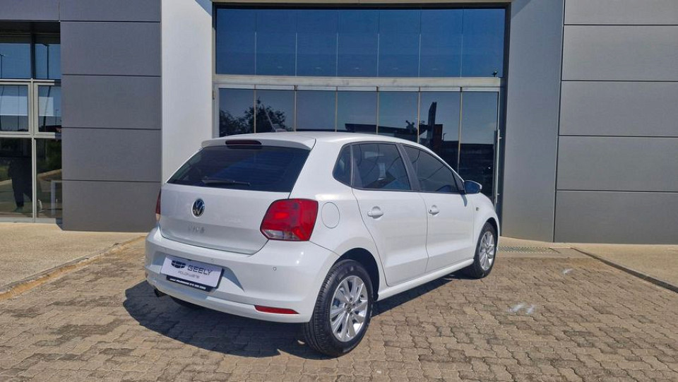 VOLKSWAGEN POLO VIVO 1.6 LIFE TIP (5DR), image 2