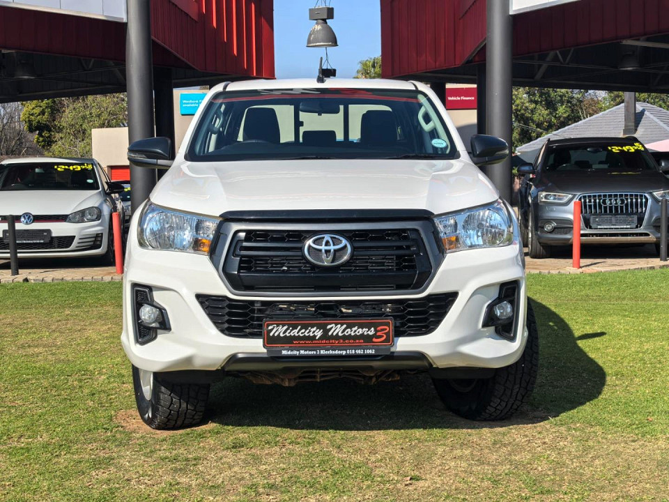 TOYOTA HILUX 2.4 GD-6 RB SRX P/U D/C, image 2