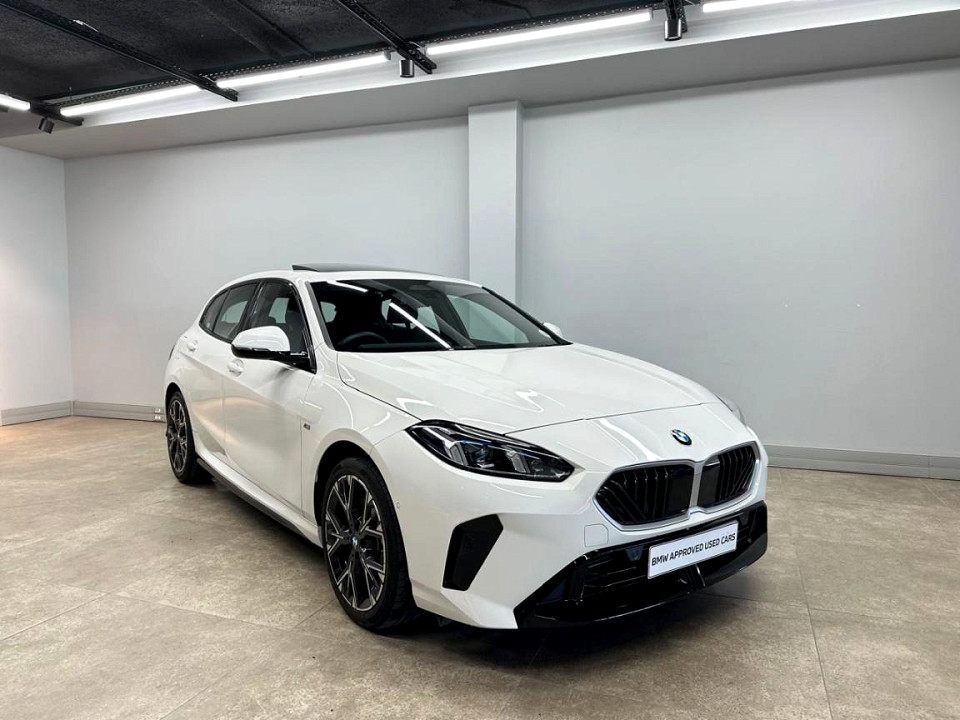 BMW 118 M SPORT A/T (F70), image 1
