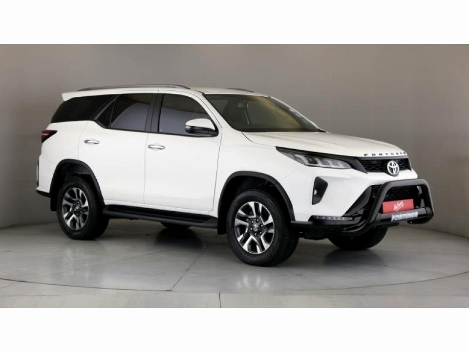 TOYOTA  FORTUNER 2.8GD-6 R/B A/T, image 1