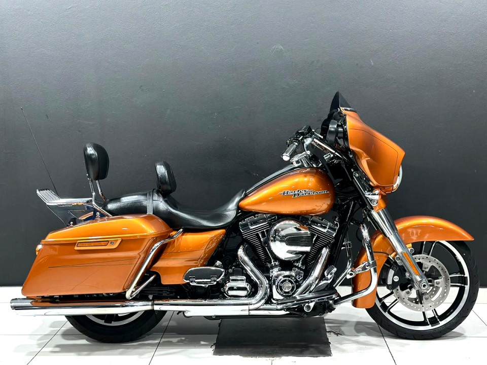 HARLEY-DAVIDSON STREET GLIDE, image 2