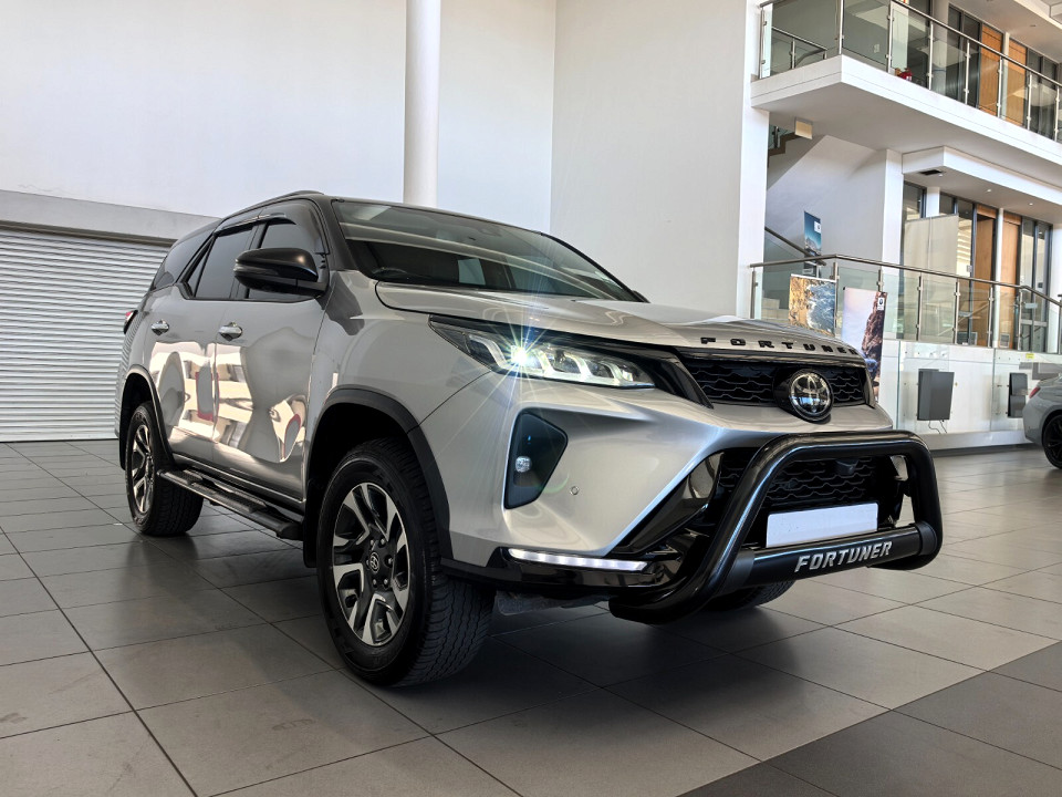 TOYOTA FORTUNER 2.8GD-6 VX A/T, image 1