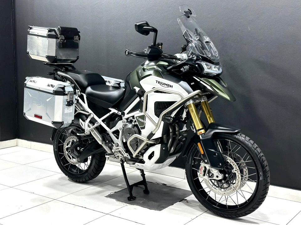 TRIUMPH 1200 Rally Explorer, image 1
