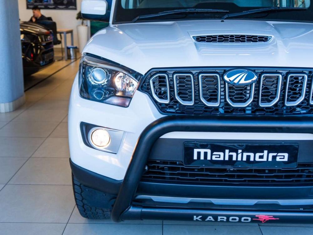 Mahindra Pik Up 2.2 mHawk DC 4x2 S6 AT Karoo, image 2