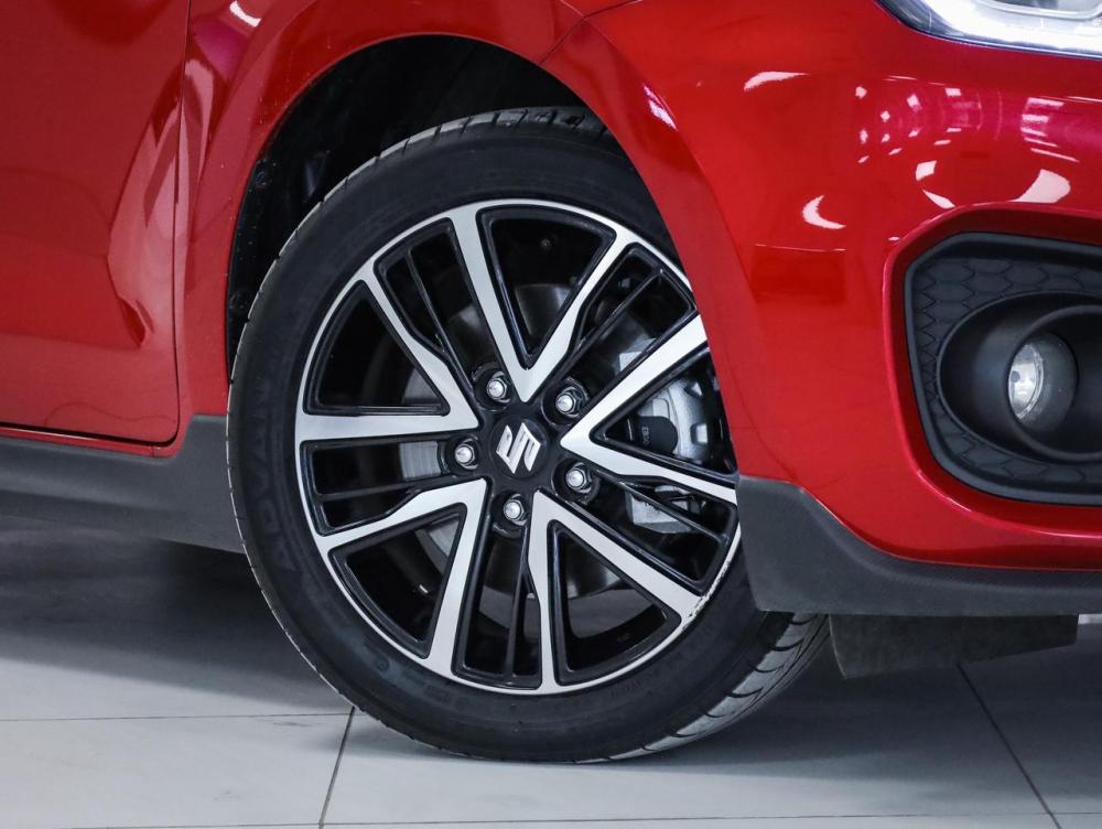SUZUKI SWIFT 1.4T SPORT A/T, image 2