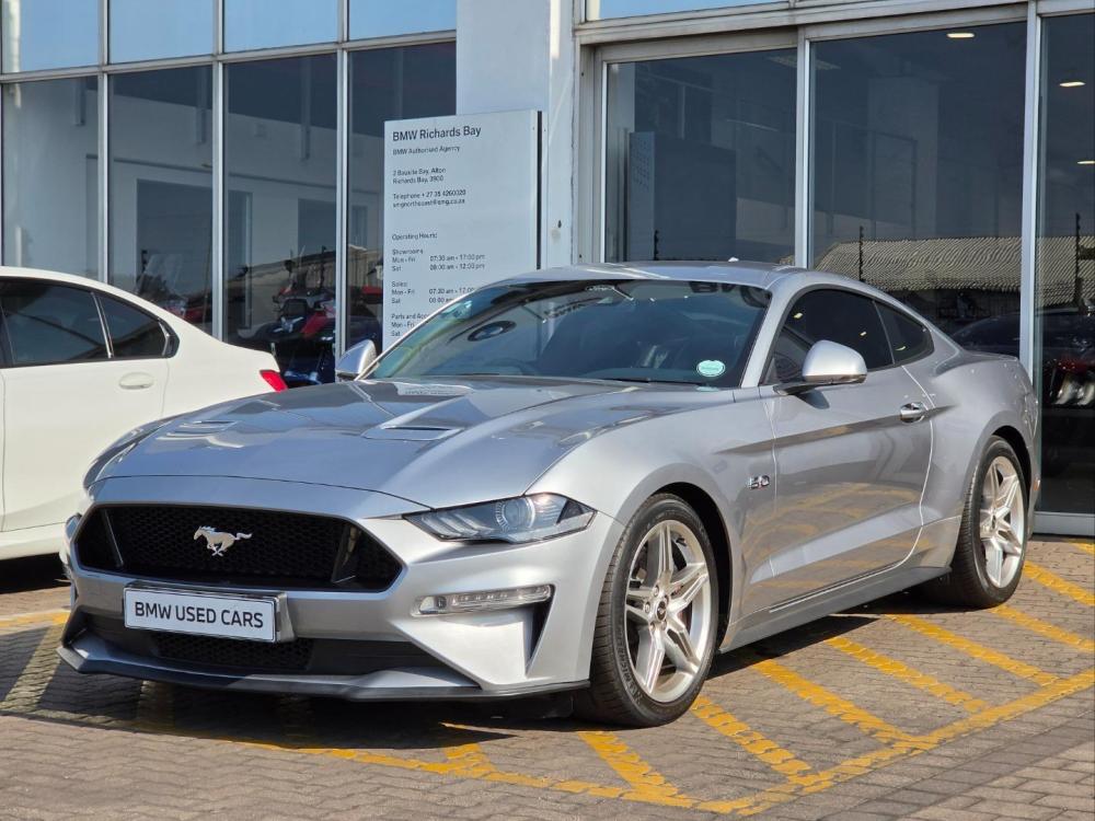 Ford Mustang 5.0 GT Fastback, image 2