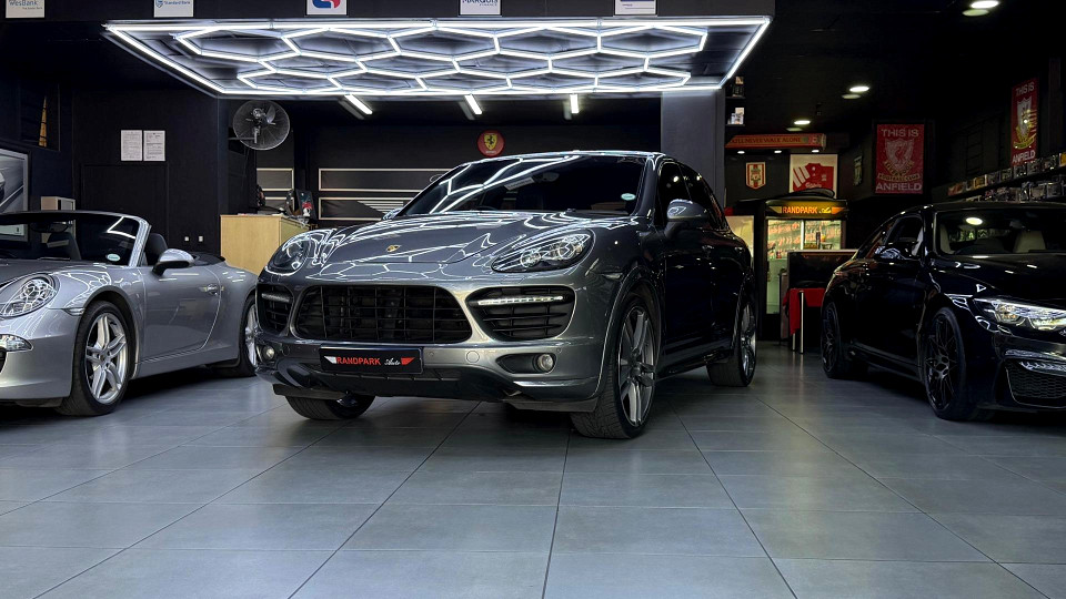 PORSCHE CAYENNE GTS TIPTRONIC (E2)
