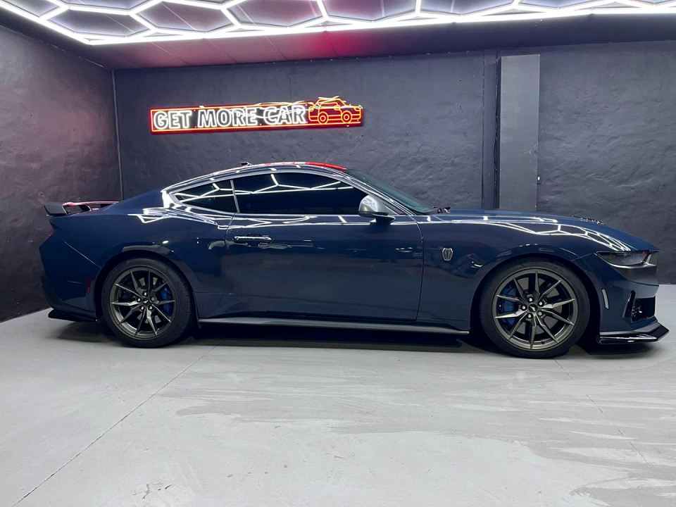 FORD MUSTANG 5.0 DARK HORSE A/T, image 2