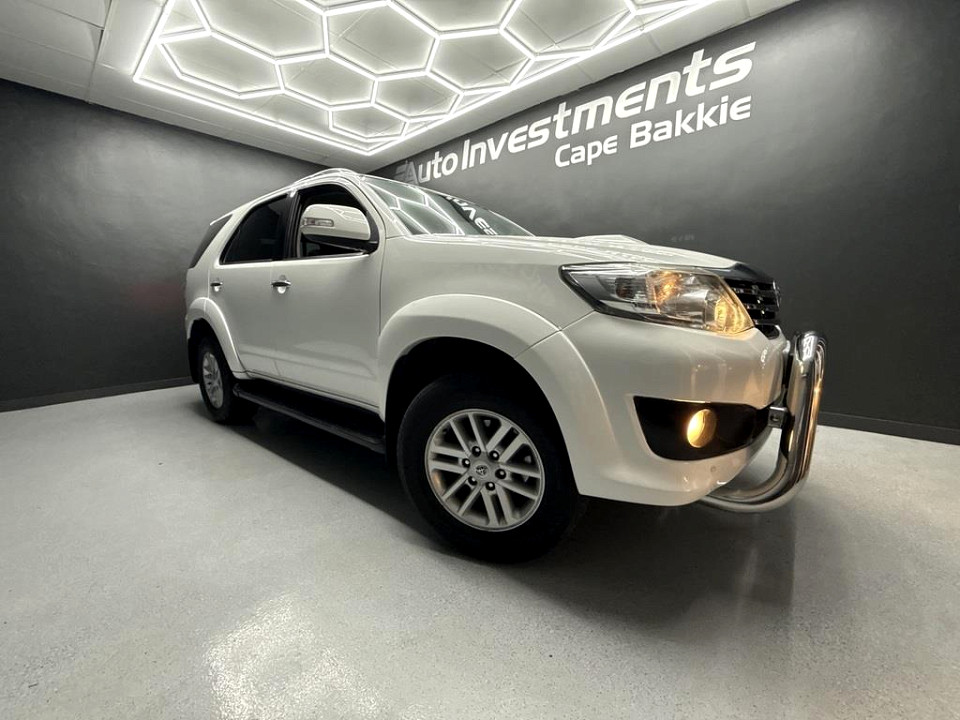 TOYOTA FORTUNER 2.5D-4D RB , image 1