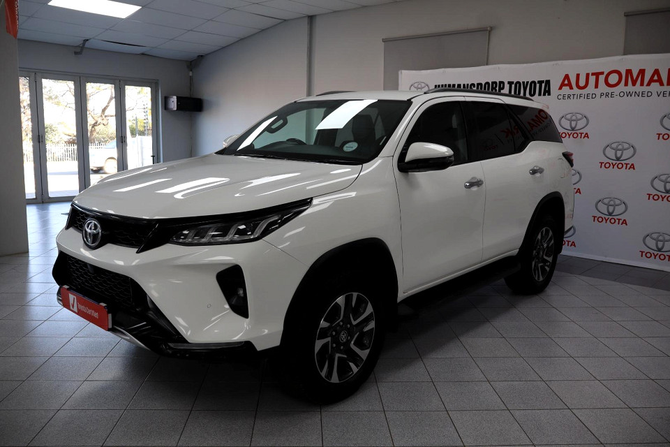 TOYOTA  FORTUNER 2.8GD-6 R/B A/T, image 1