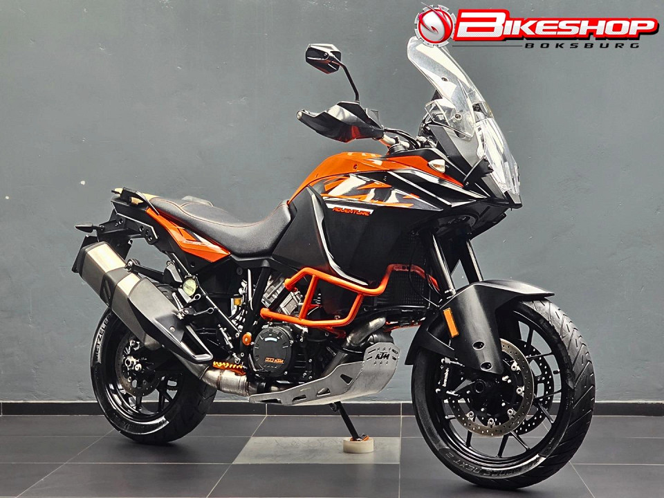 KTM S, image 1
