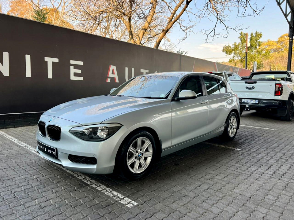 BMW 118i 5DR A/T (F20), image 1