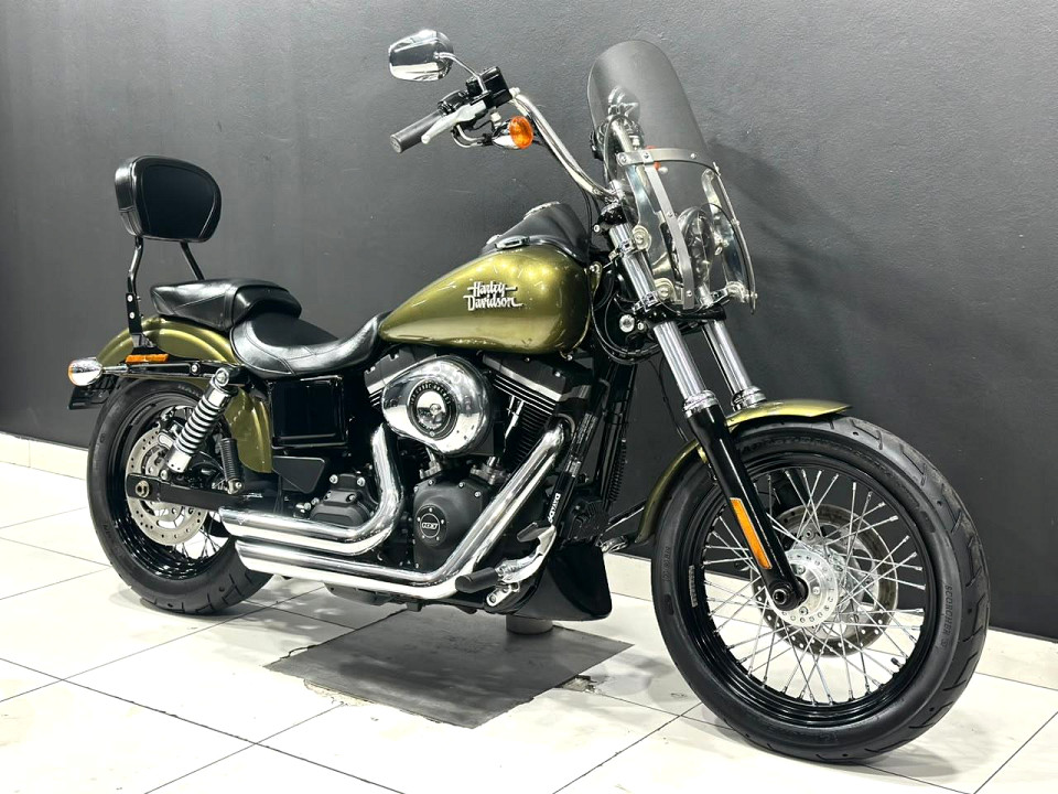HARLEY-DAVIDSON Dyna Street Bob, image 1