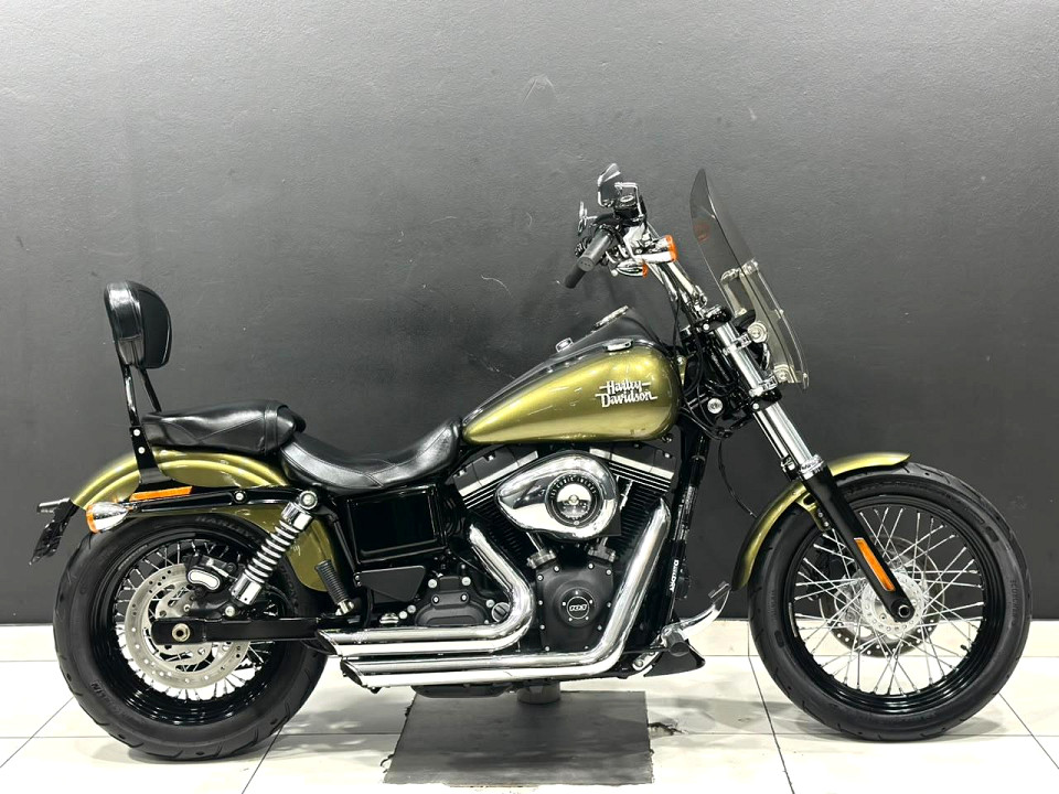HARLEY-DAVIDSON Dyna Street Bob, image 2