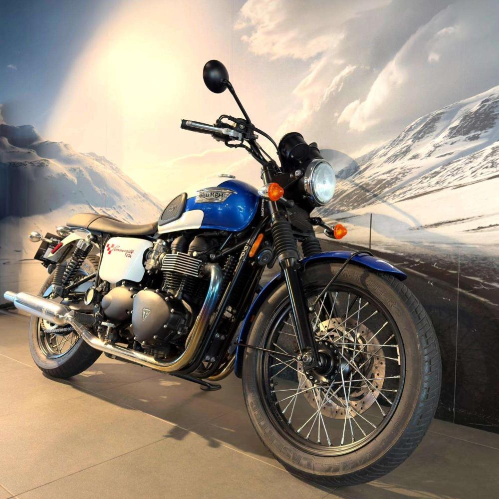 Triumph Bonneville 865 EFi, image 2