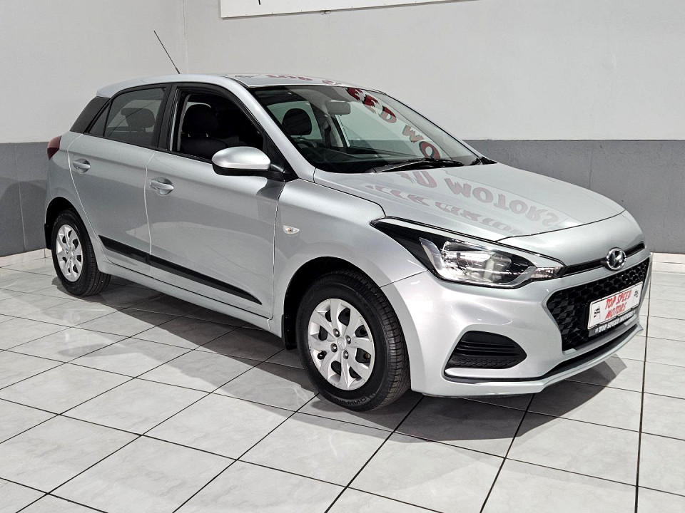 HYUNDAI i20 1.4 MOTION A/T, image 1