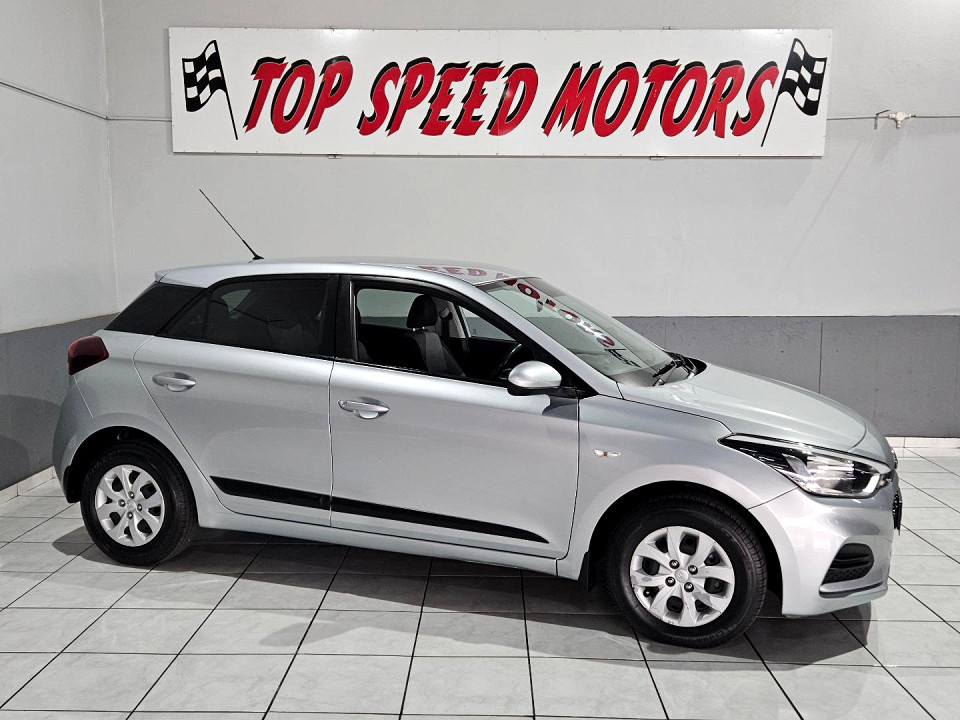 HYUNDAI i20 1.4 MOTION A/T, image 2