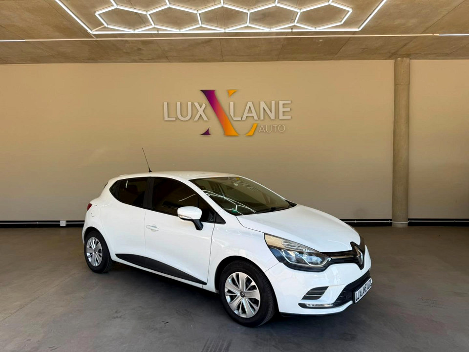 RENAULT CLIO IV 900T AUTHENTIQUE 5DR (66KW), image 1